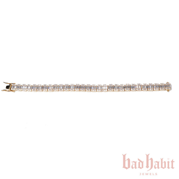 All Eyes On Me Baguette Bracelet Gold